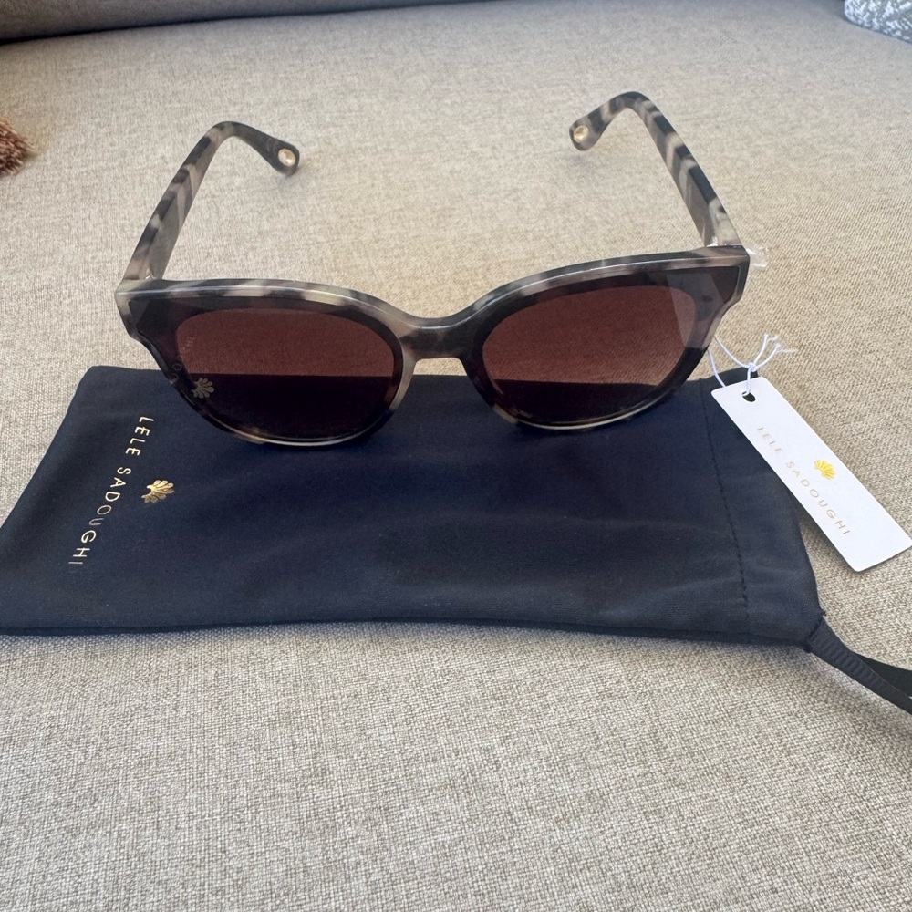 Lele Sadoughi Marble Sunglasses